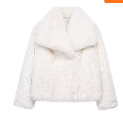 Plush™ - Winter Coat


Plush™ - Winter Coat